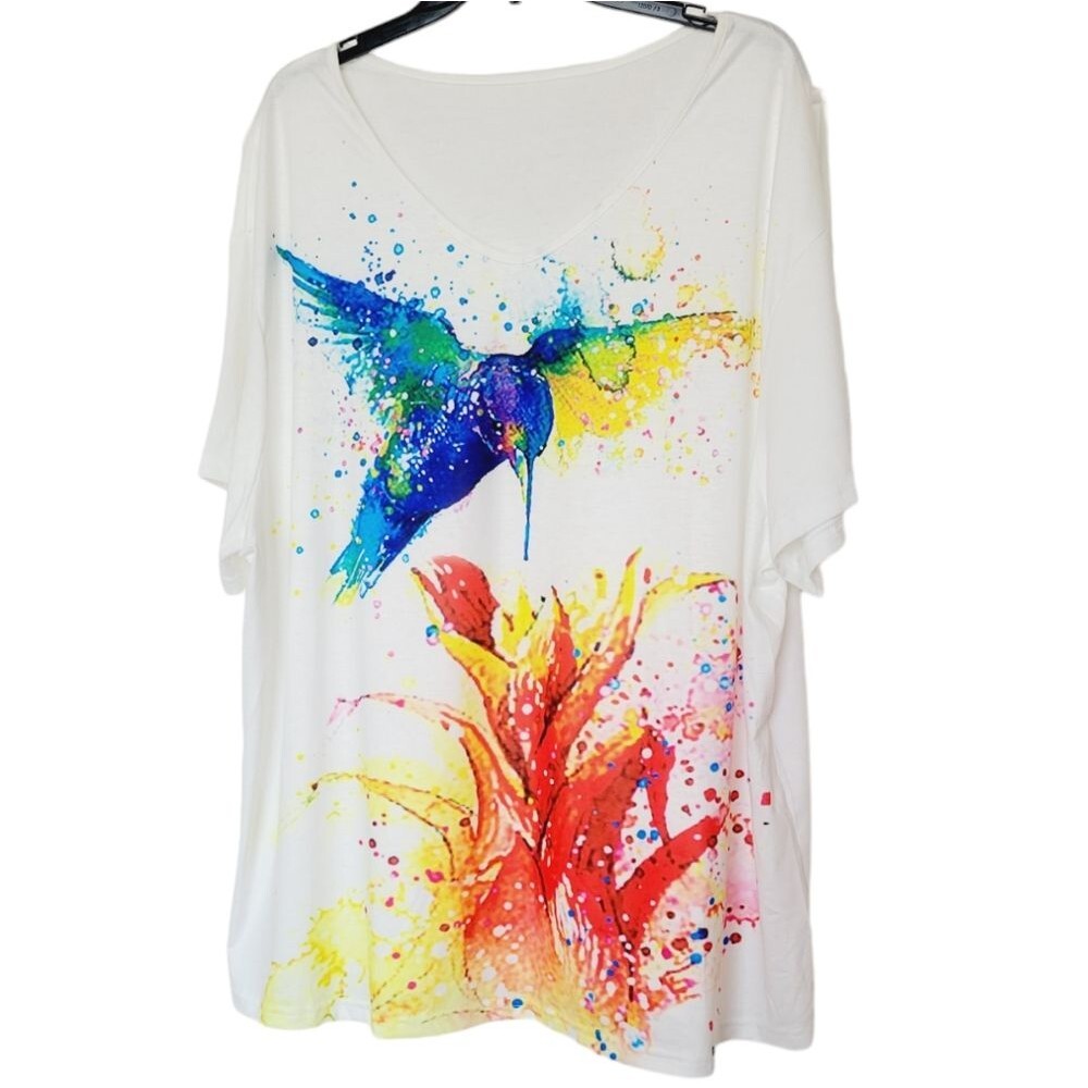 🌺3 For $10 Hummingbird Tee
